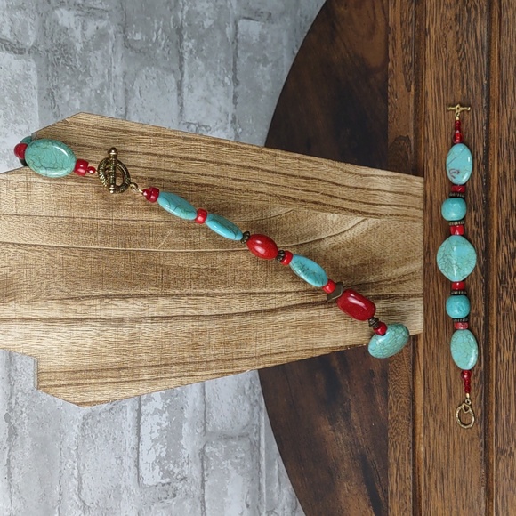 Turquoise/Red Necklace and Bracelet Set - Picture 5 of 13
